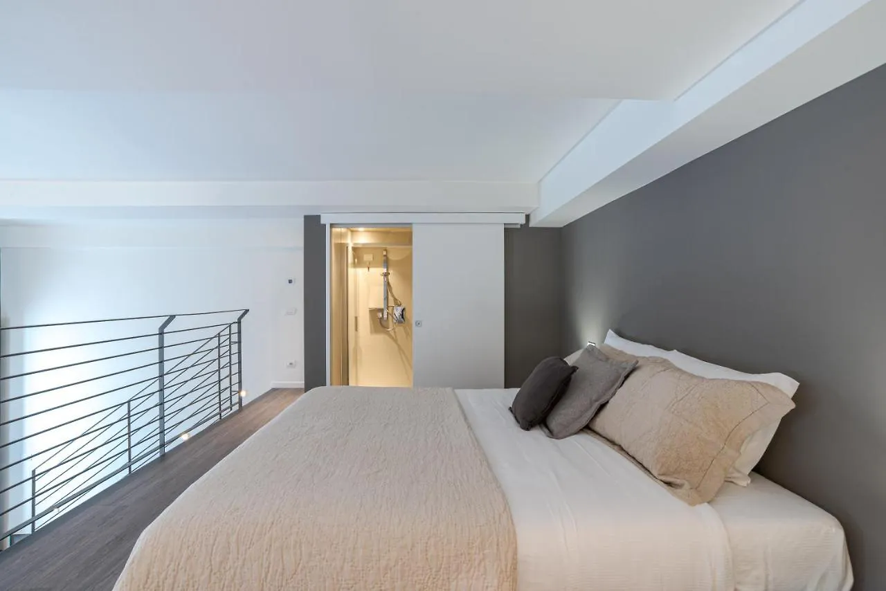 Apartment Suite Brunate - By Myhomeincomo Italy