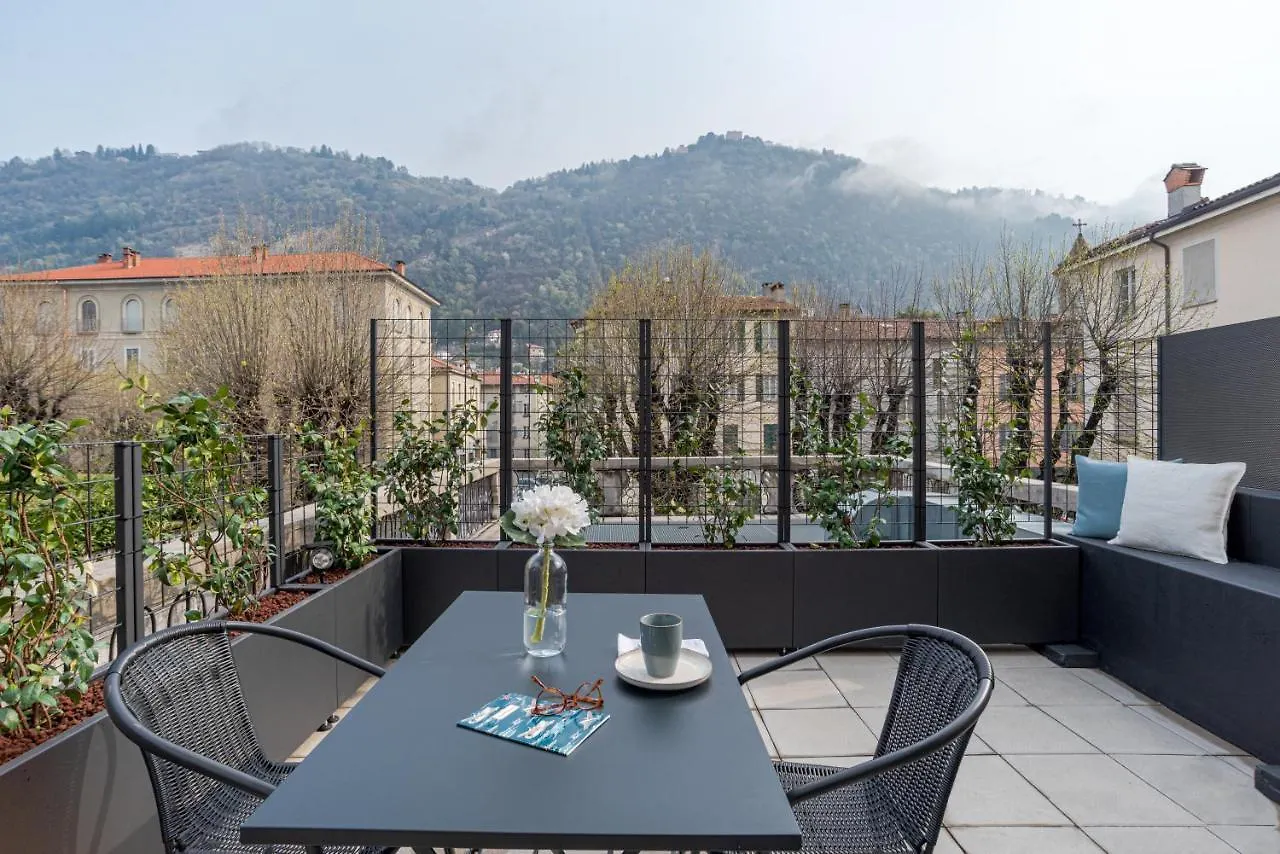 Suite Brunate - By Myhomeincomo Como