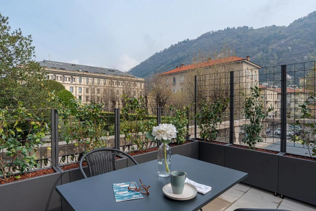 Suite Brunate - By Myhomeincomo