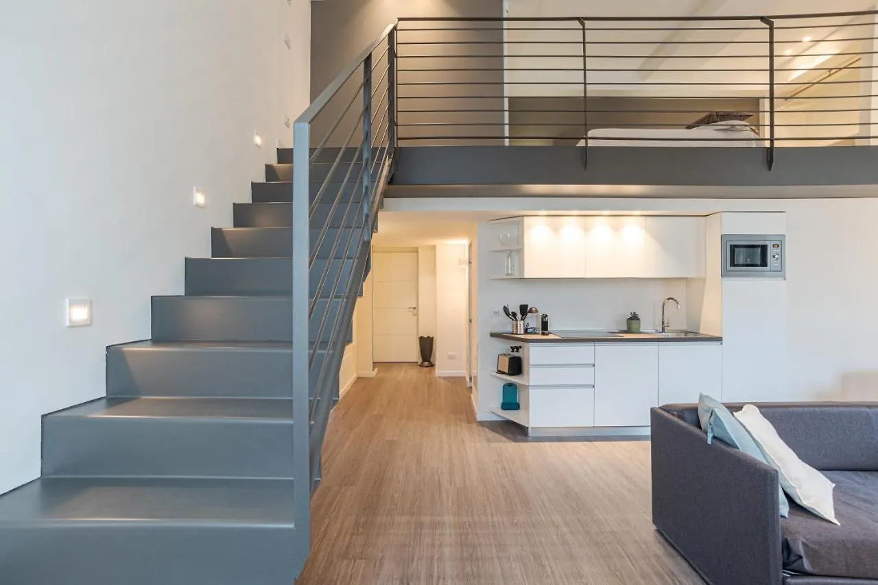 Suite Brunate - By MyhomeinΌπως Διαμέρισμα Όπως